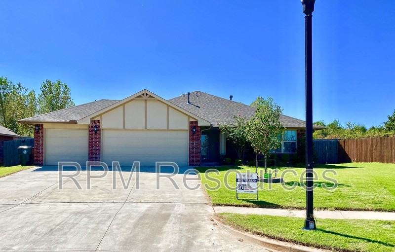 10800 Se 27th St - Photo 2 of 25