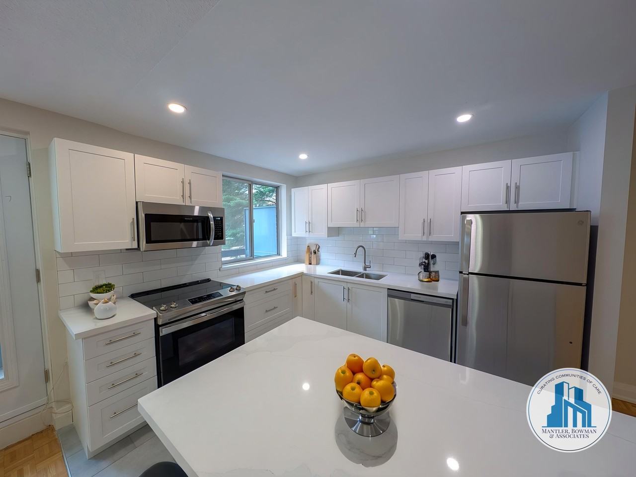 Essex Court Apartments - Photo 6 of 26