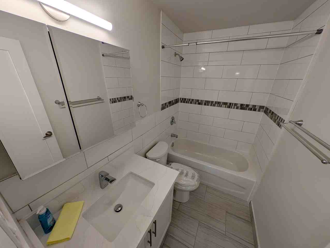 Essex Court Apartments - Photo 7 of 26
