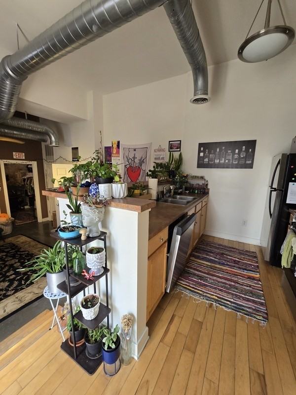302 Goshen St #105 - Photo 6 of 18