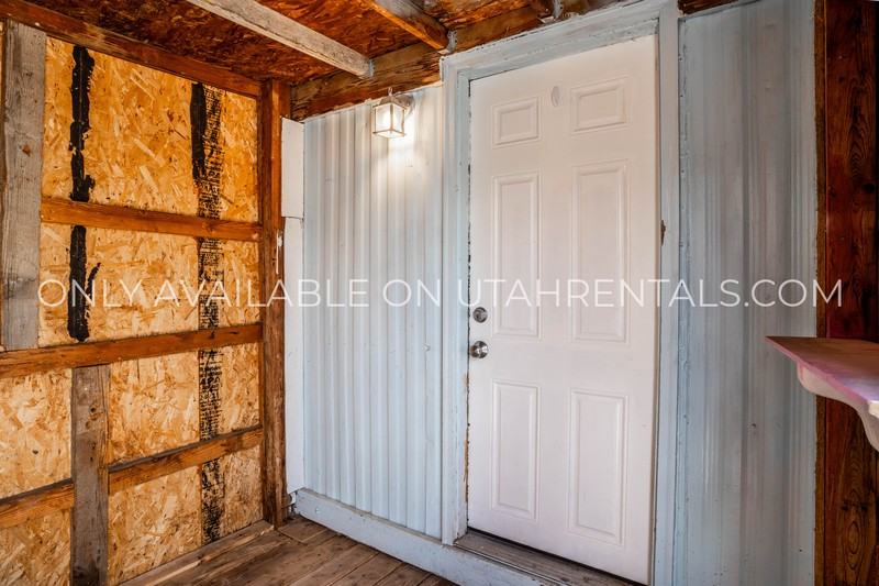 440 W Main St #5 - Photo 7 of 18