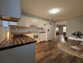223 Carson St - Photo 1 of 1
