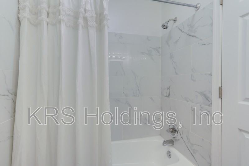 4155 Richmond Hwy #4155 - Photo 7 of 9