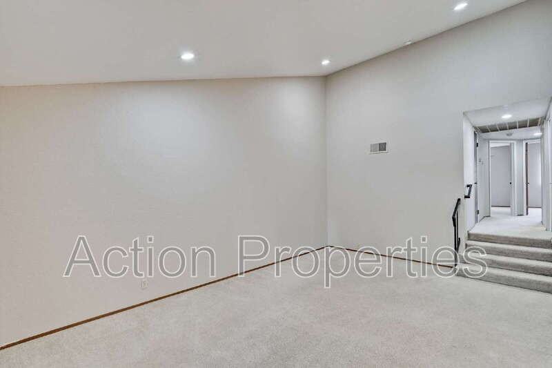 437 Costa Mesa Ter #F - Photo 3 of 34