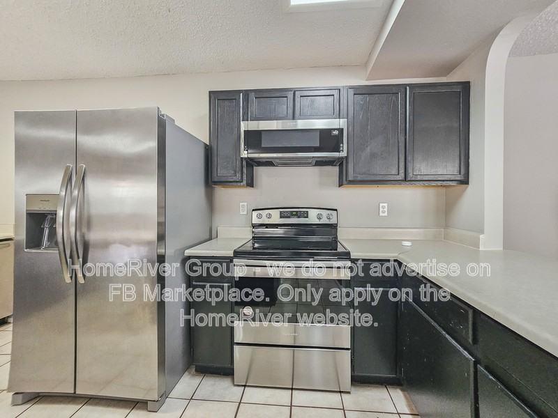 10455 Alpine Vlg - Photo 4 of 25