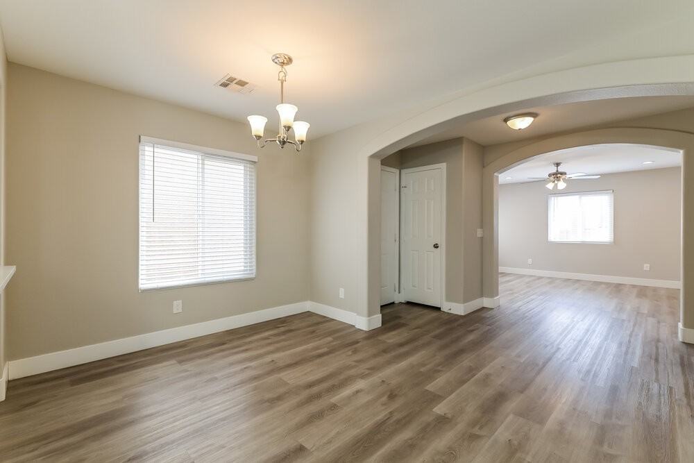 6002 Aripeka St - Photo 6 of 17