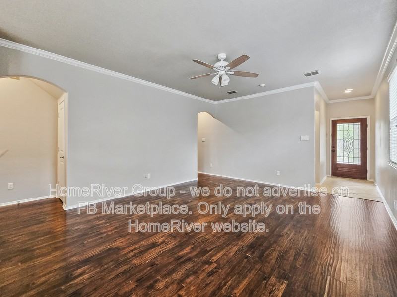 12320 Walden Wood Dr - Photo 2 of 24