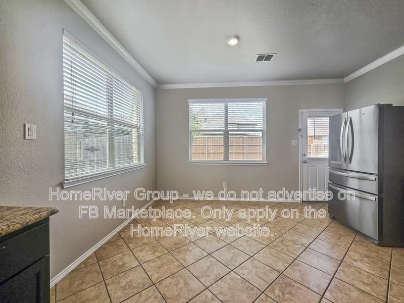 12320 Walden Wood Dr - Photo 3 of 24