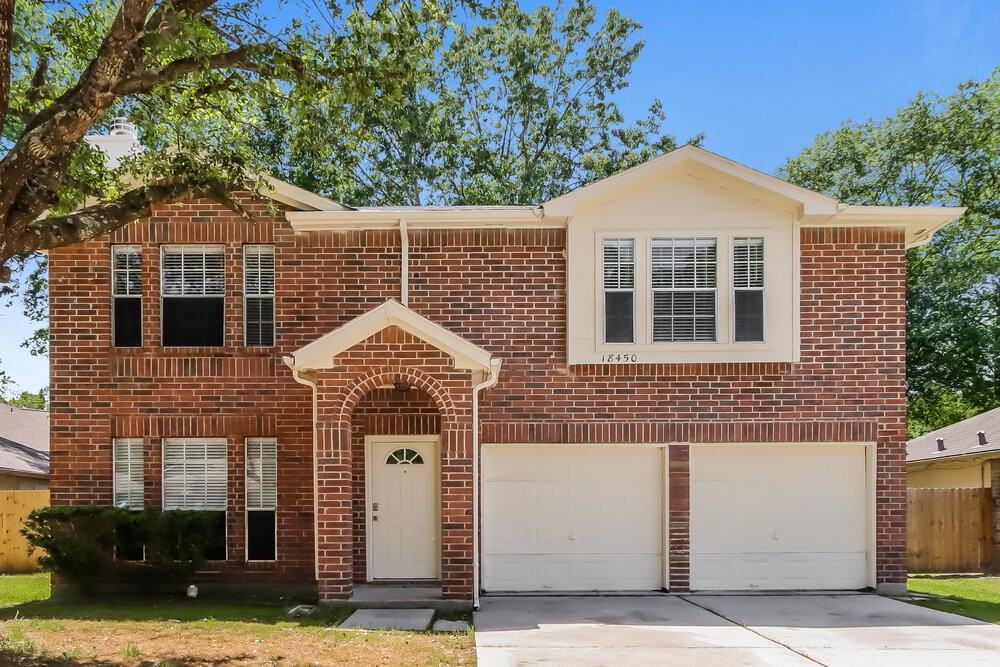 18450 Hollow Oaks Cir