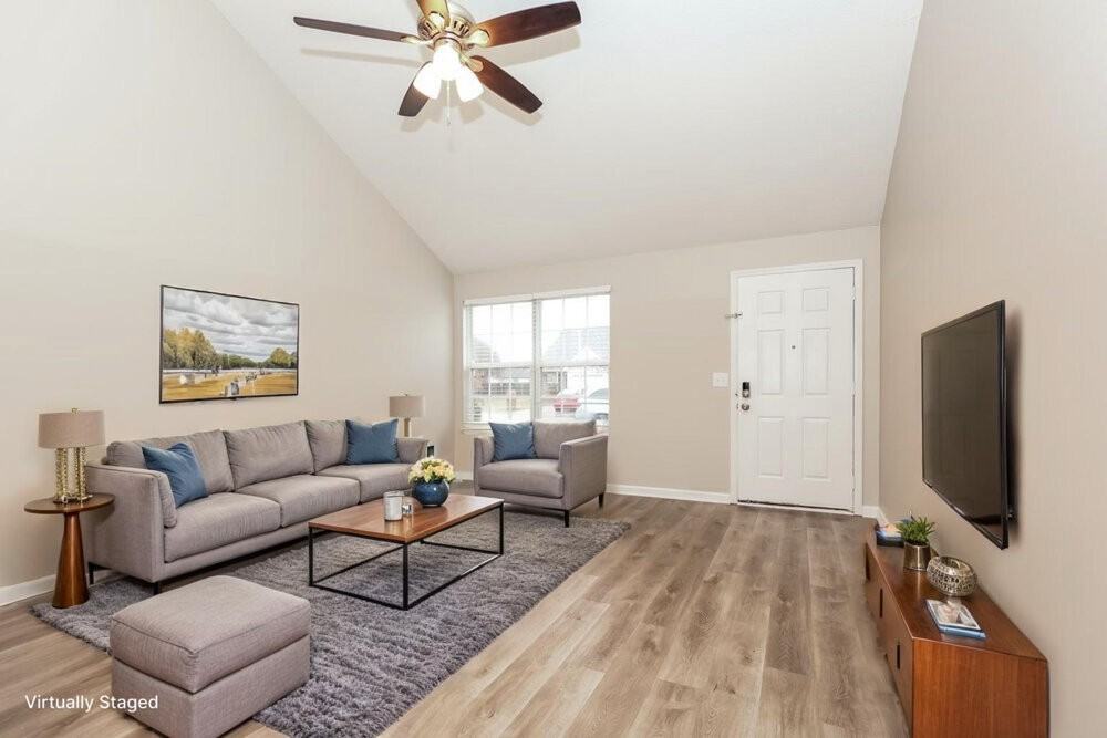 1514 Killarney Dr - Photo 4 of 19