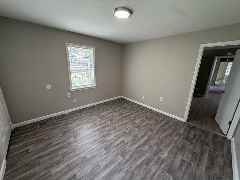 1351 Austin St - Photo 3 of 13