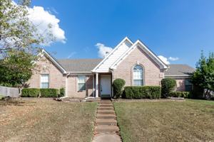 featured image of 3102 Valley Green Ln