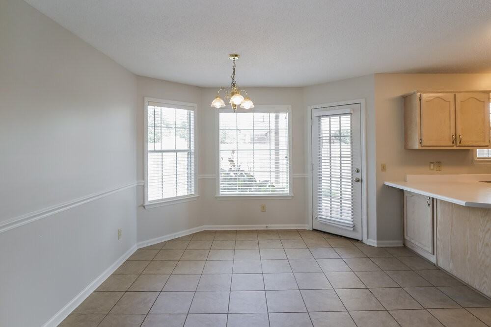 3102 Valley Green Ln - Photo 6 of 16