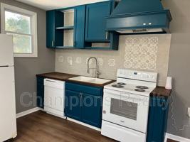 featured image of 2603 Garden Dr #A