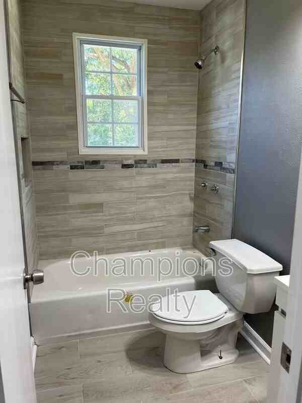 2603 Garden Dr #A - Photo 4 of 9