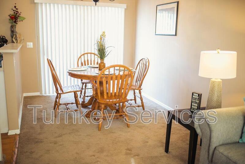 13517 S 32nd St - Photo 4 of 13