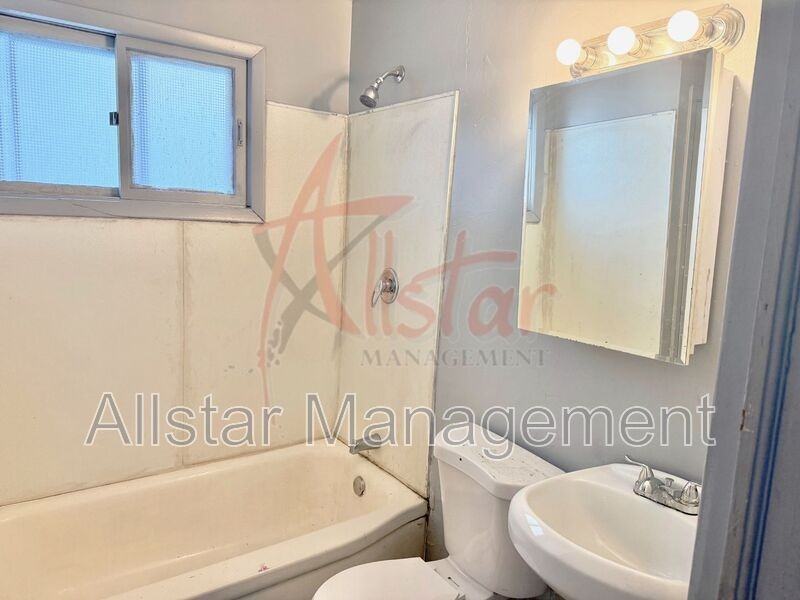 1374 E 94th St - Photo 7 of 26