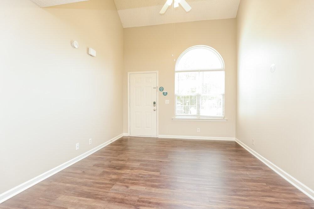 4829 Nina Marie Ave - Photo 5 of 17