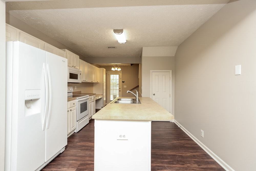 4829 Nina Marie Ave - Photo 7 of 17