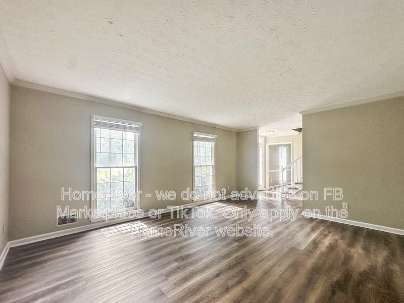 561 Chatham Trl - Photo 6 of 27