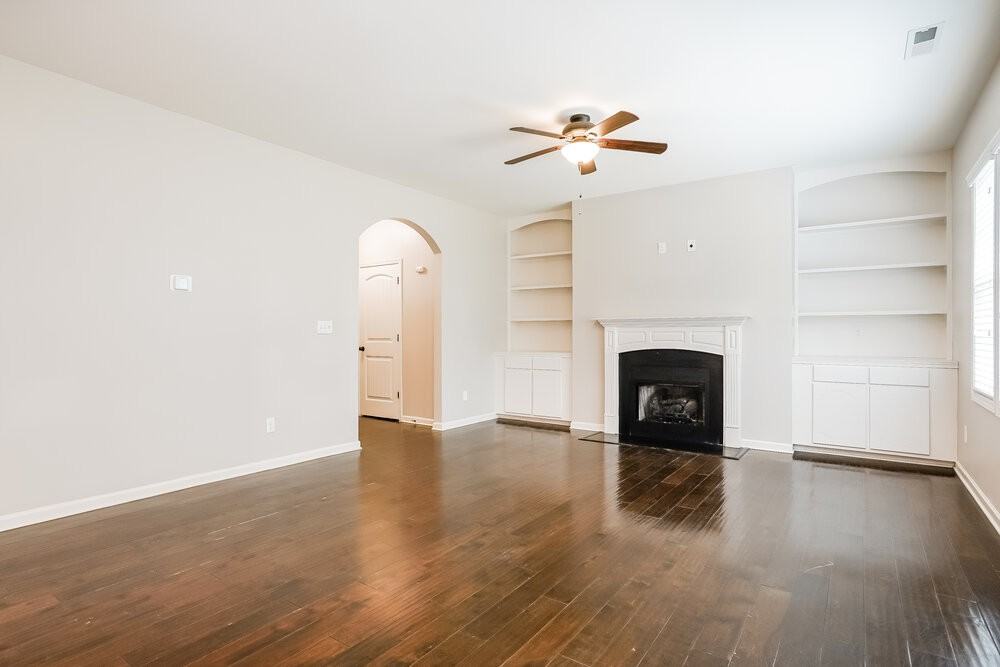 244 E Webber Ln - Photo 5 of 17