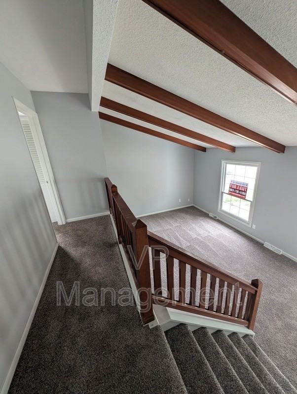 4547 N Main St - Photo 2 of 13