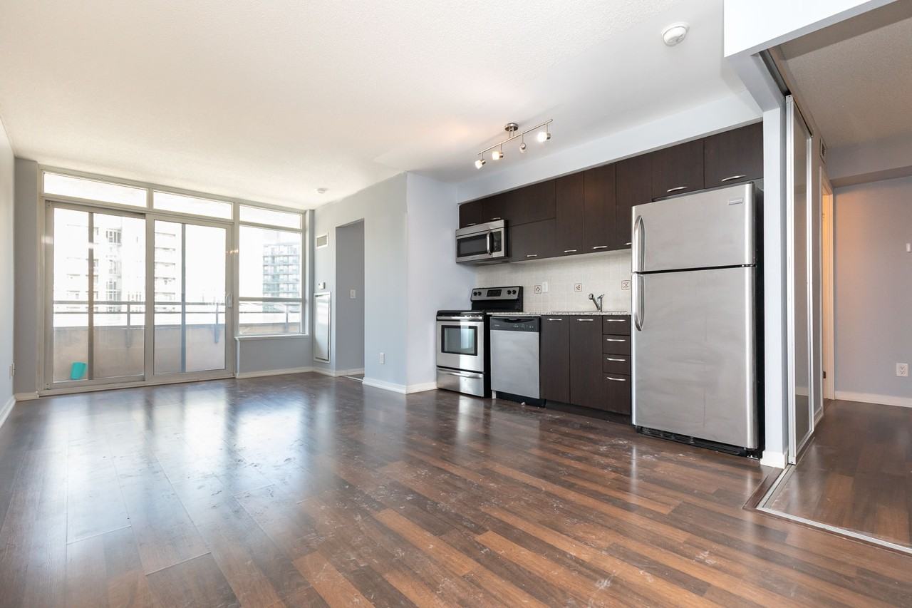 38 Joe Shuster Way #1604 - Photo 6 of 17
