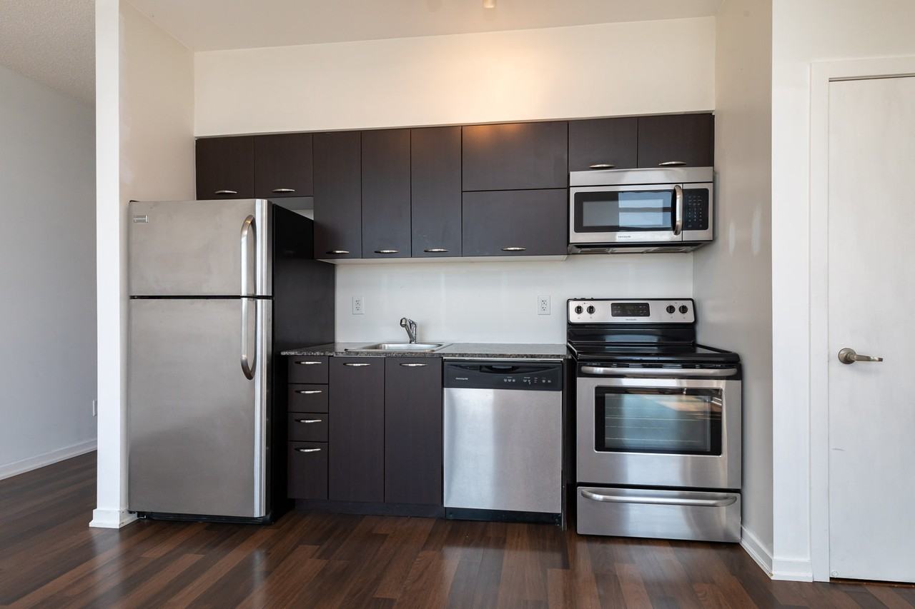 38 Joe Shuster Way #1604 - Photo 7 of 17
