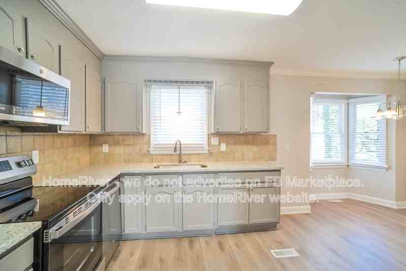 2155 Dave St - Photo 6 of 20