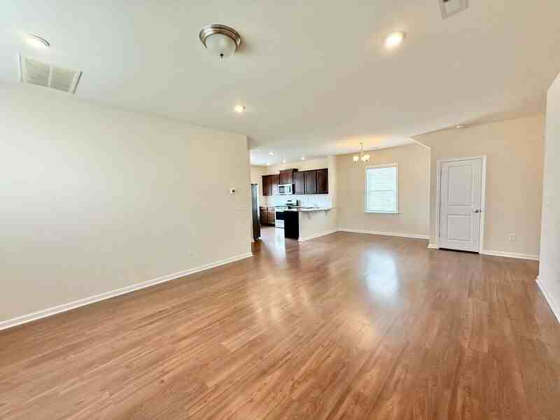 4110 Catfish Way - Photo 4 of 28