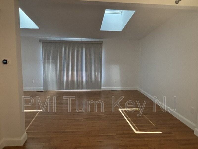 103 Leanne Dr - Photo 7 of 31