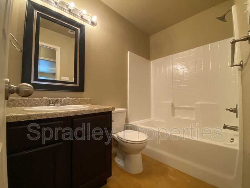 1572 Brady Way - Photo 7 of 11