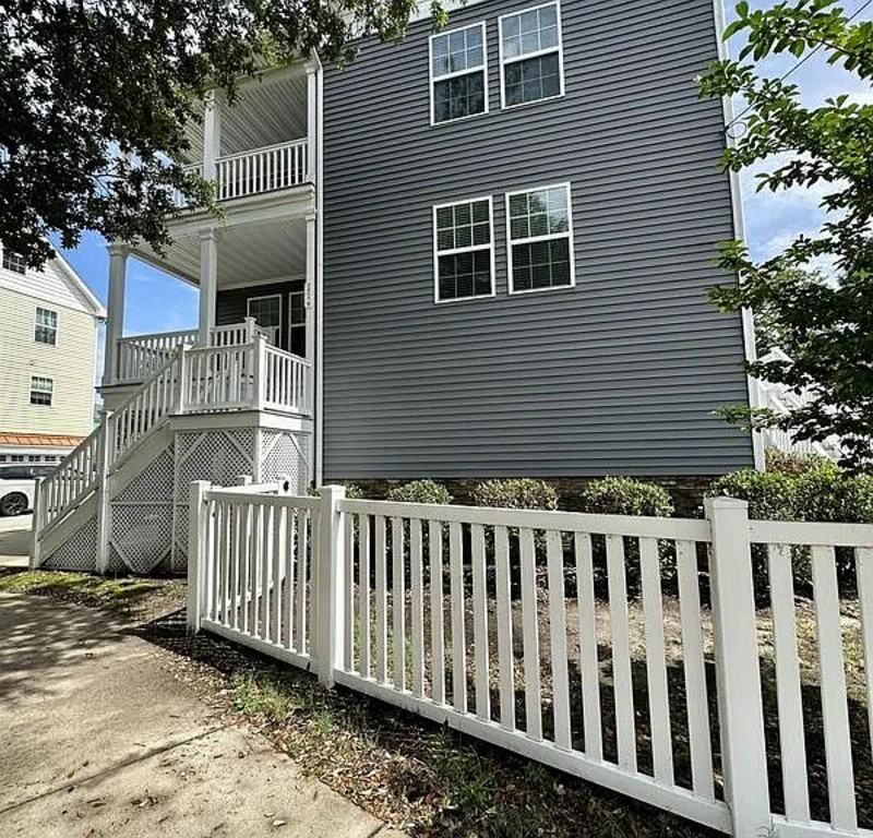 2714 Pleasant Ave - Photo 5 of 28