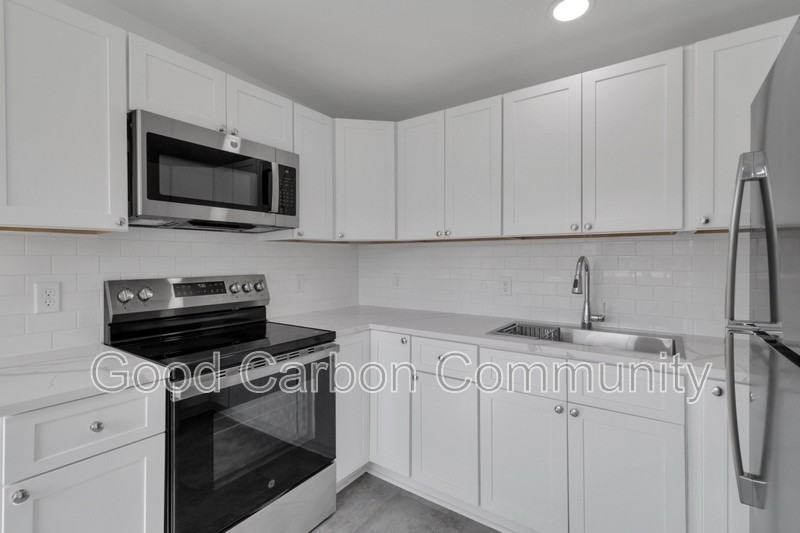 211 Summer St #2