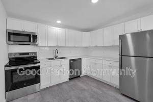 featured image of 211 Summer St #1