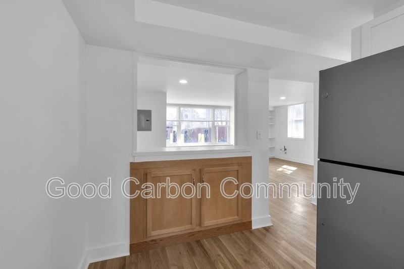 213 Summer St #1 - Photo 5 of 21