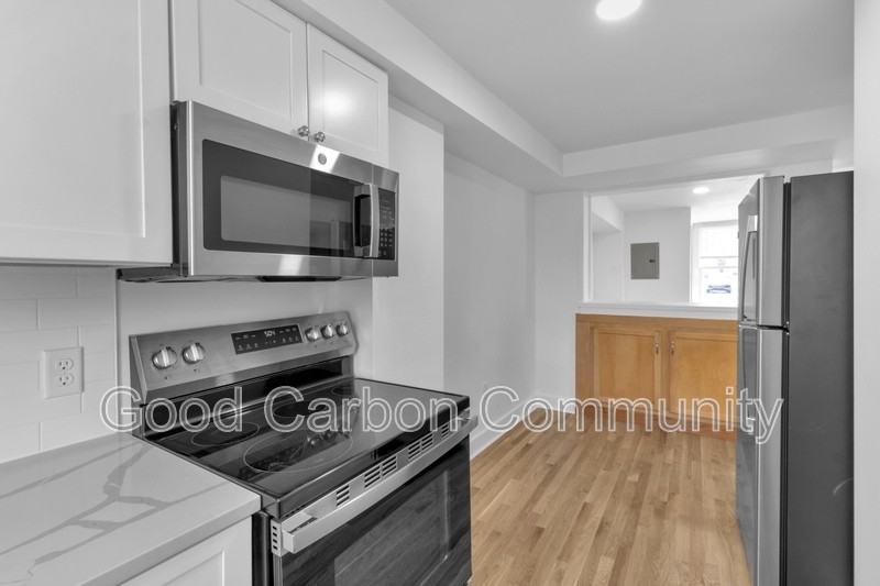 213 Summer St #1 - Photo 6 of 21