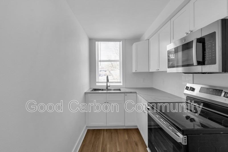213 Summer St #1 - Photo 7 of 21