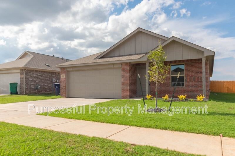 9609 Nw 123rd St - Photo 2 of 25