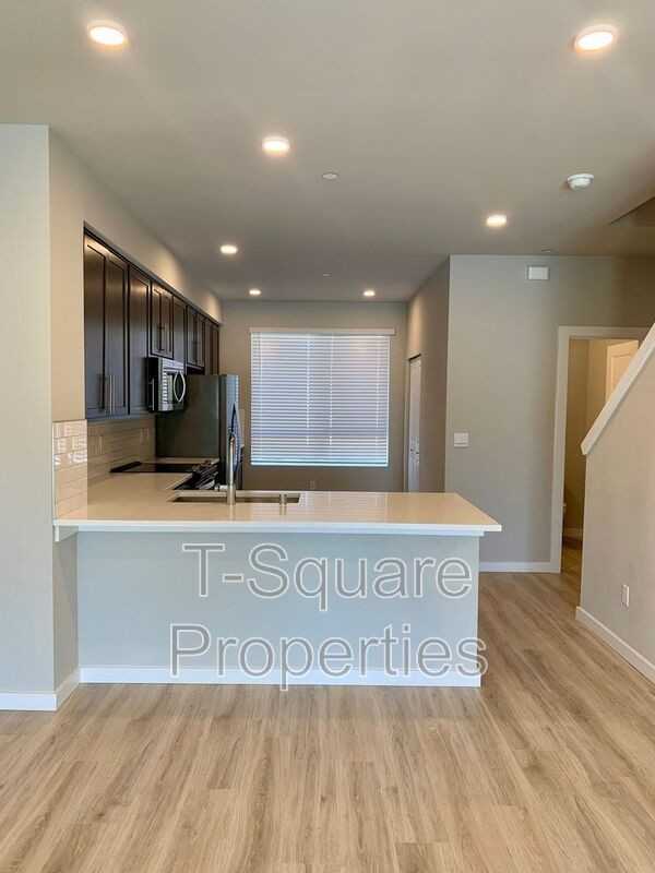 14925 44th Ave W - Photo 3 of 26