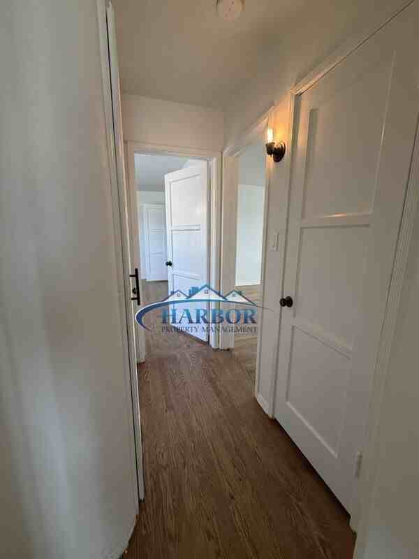 904 Sartori Ave #4 - Photo 7 of 8
