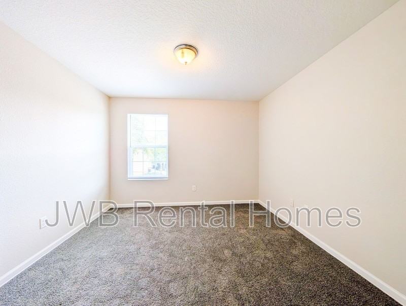 7880 Playschool Ln - Photo 6 of 18