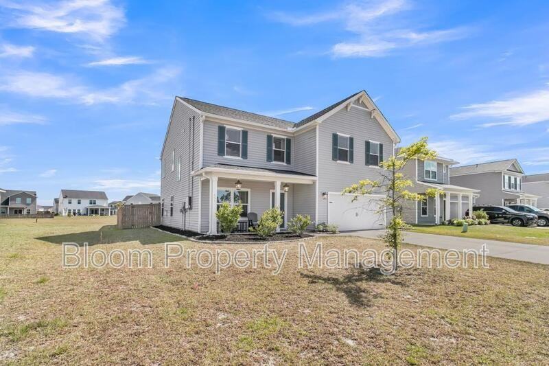 451 Carrara Dr - Photo 2 of 50