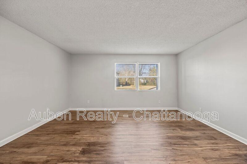 204 Eveningside Dr #29 - Photo 3 of 9