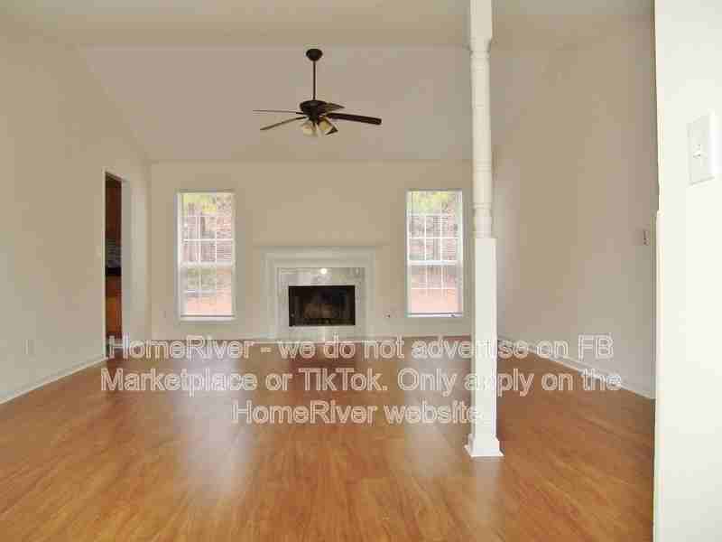 392 Shoal Cir - Photo 6 of 29