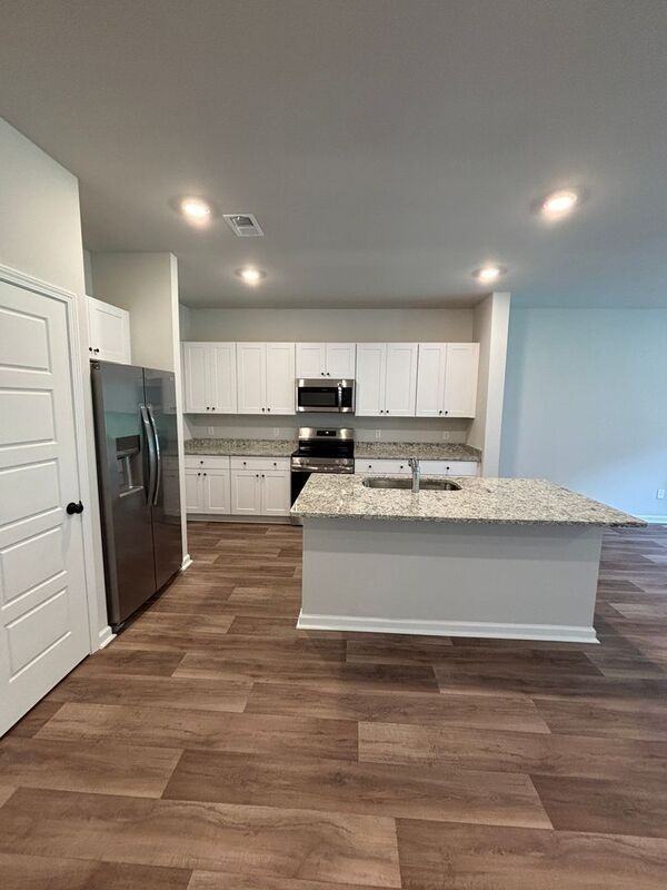 8010 Tiggerfish Way - Photo 4 of 36