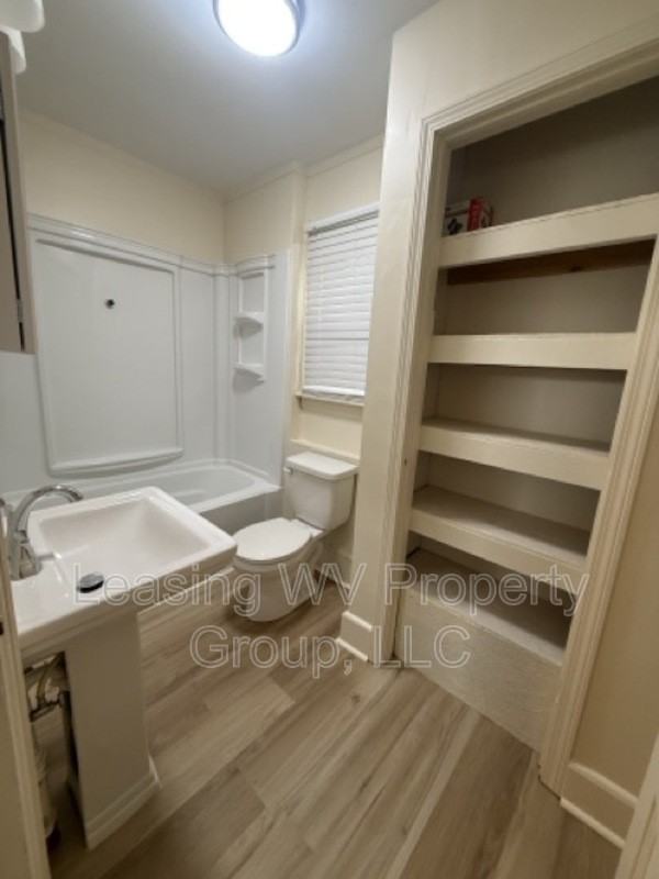 1319 Payne Ave - Photo 3 of 7