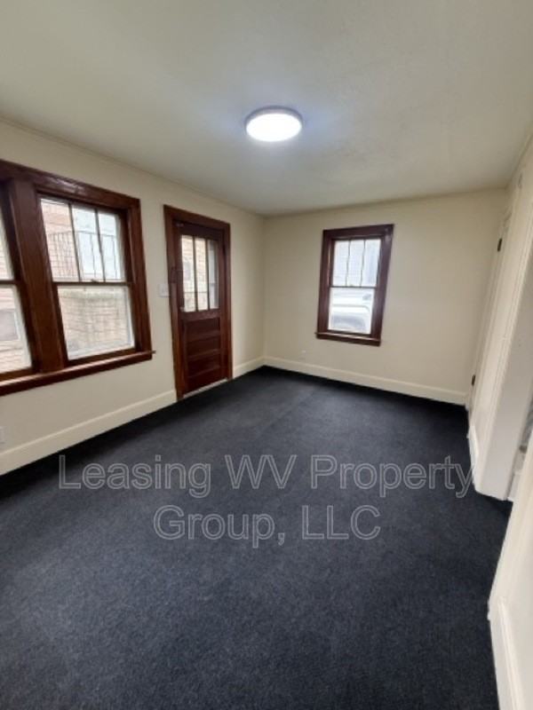 1319 Payne Ave - Photo 5 of 7