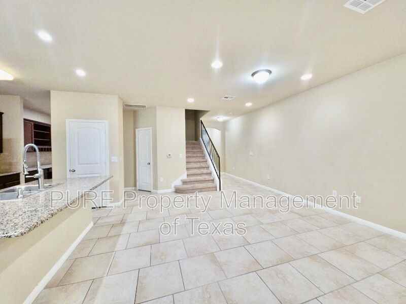 309 Epiphany Ln - Photo 3 of 22