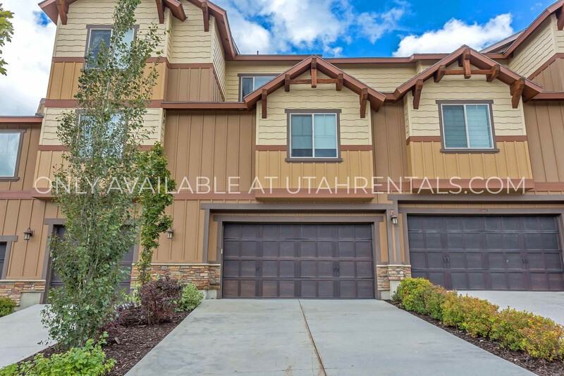 13412 N Alexis Dr - Photo 2 of 44
